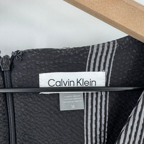 Calvin Klein Black & White Striped Fit and Flare Dress Short Sleeve Size 14 - Picture 4 of 11